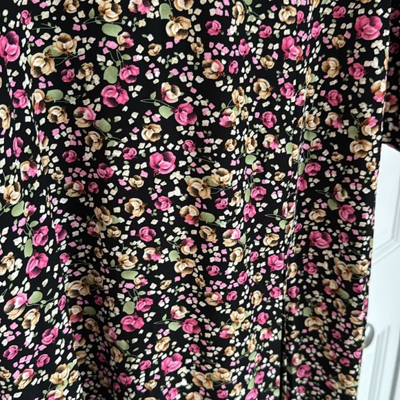 leena for Mac Duggal Floral Long Sleeve A-Line Gown - Picture 3 of 9